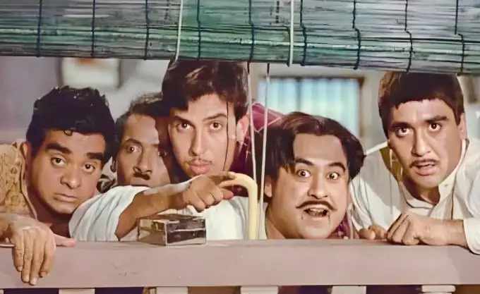 Top 10 Best Comedy Films In Bollywood: No. 3 has no haters Top 10 Best Comedy Films In Bollywood: No. 3 has no haters Padosan (1968)